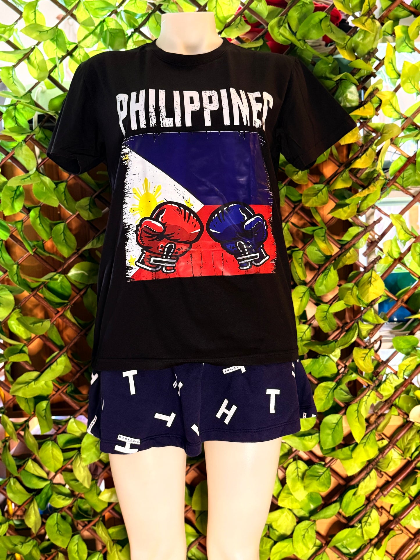 black Filipino design T-shirt